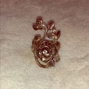 Silver Rose Thumb ring w/ rhinestone